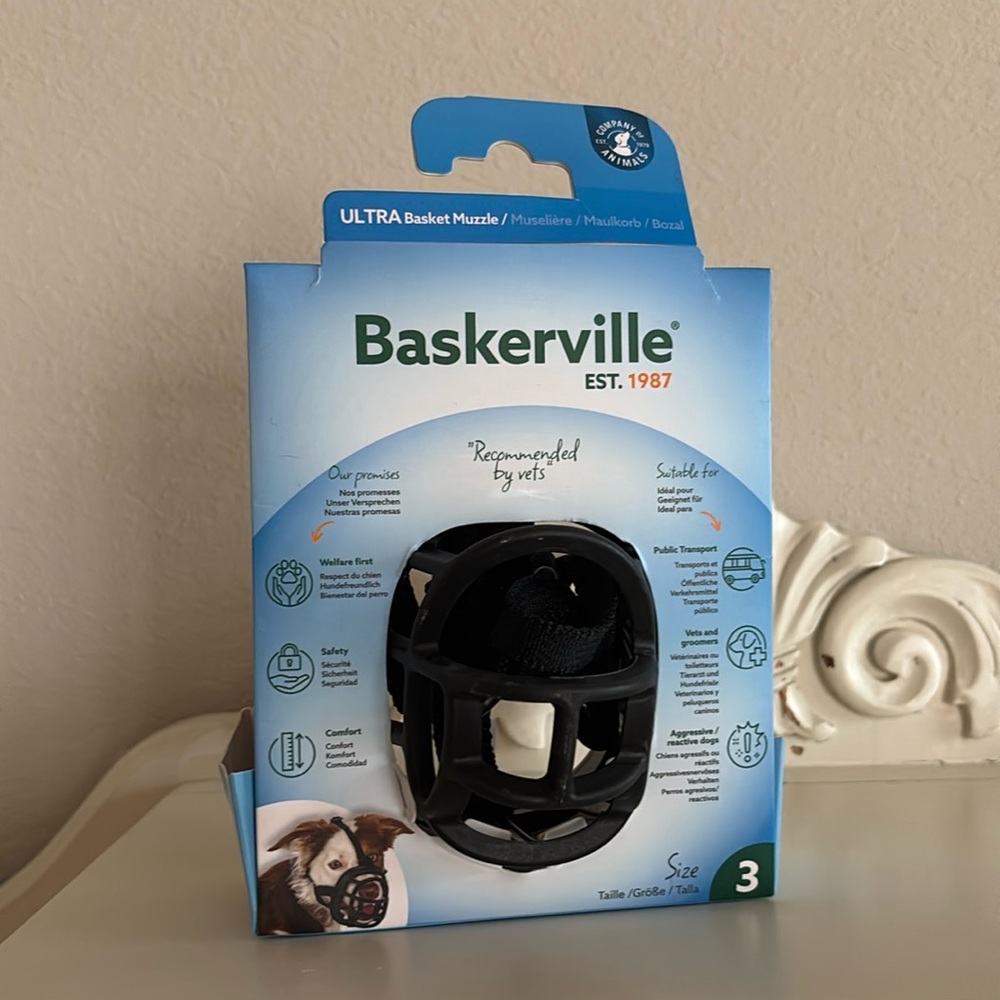 Baskerville Black Ultra Basket Muzzle for Dogs